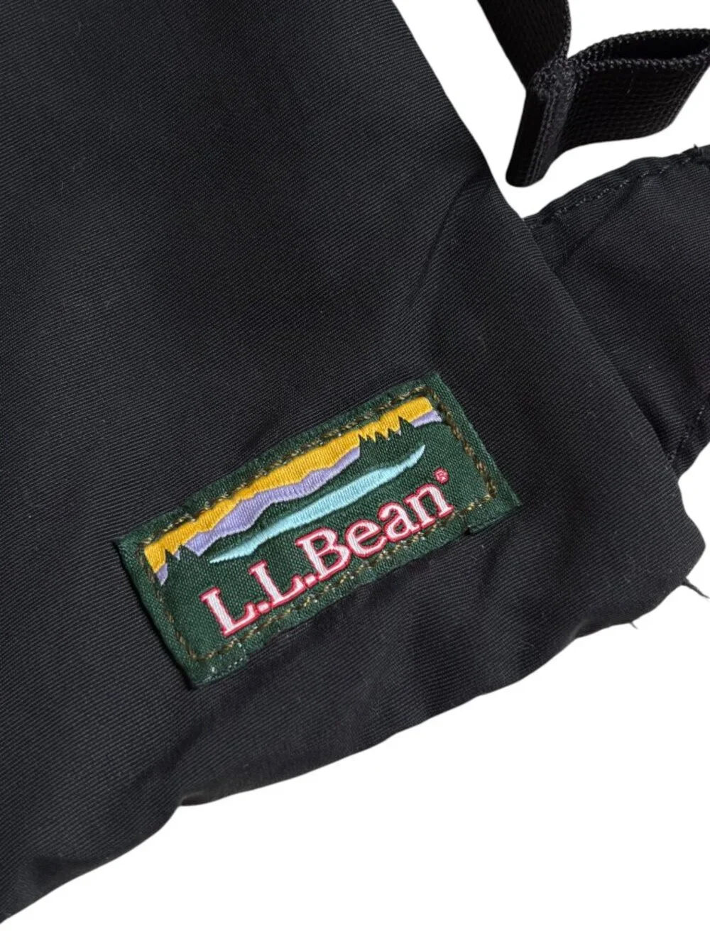 L.L.Bean Mountain Classic Drawstring Pack (Black)